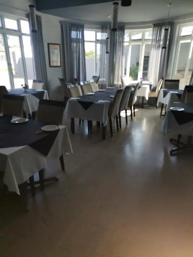 Guest house Arkenstone Frys Guesthouse And Restaurant Glendinningvale